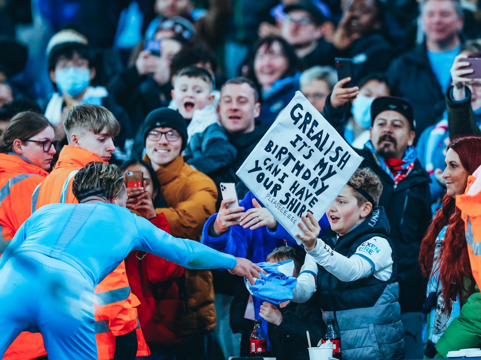 前锋位置的 前锋位置的