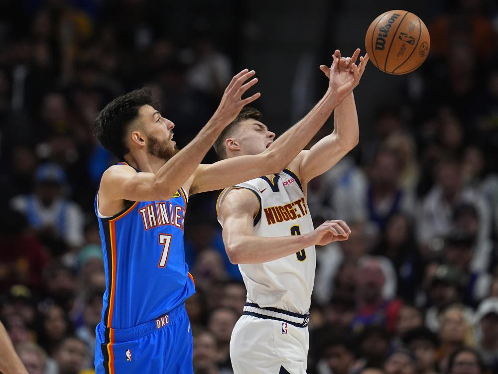 在英格兰任 在英格兰任