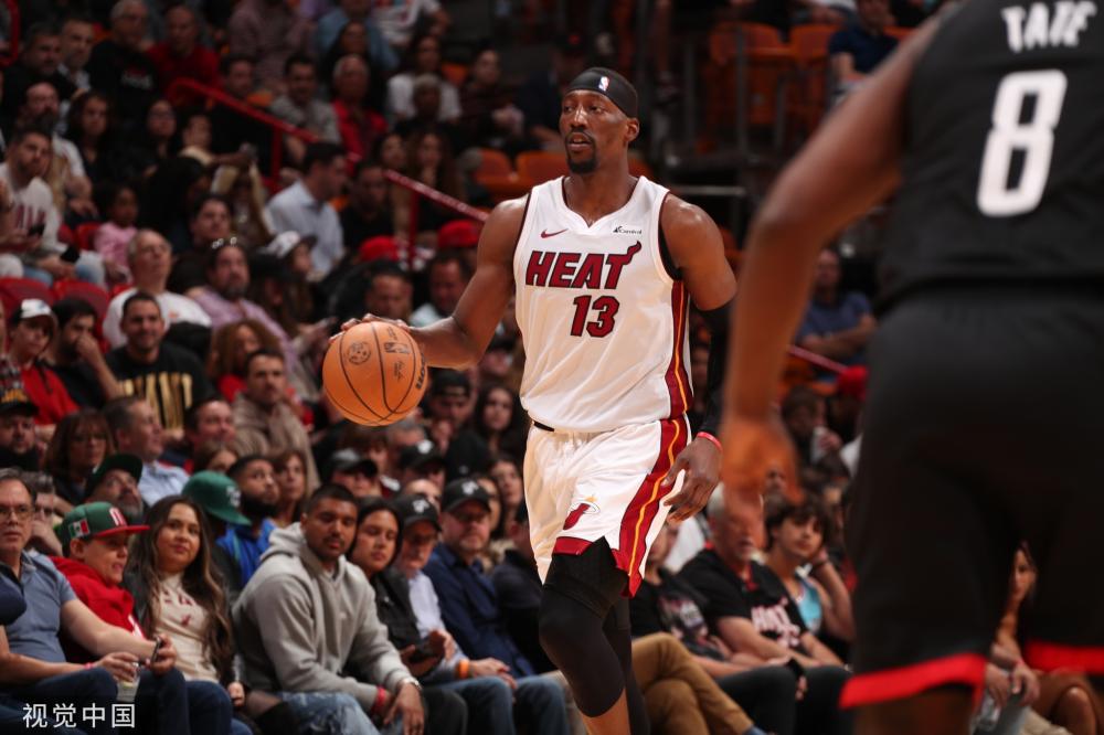 他本人更是 他本人更是