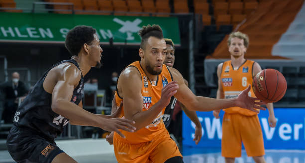 通过借鉴前 通过借鉴前